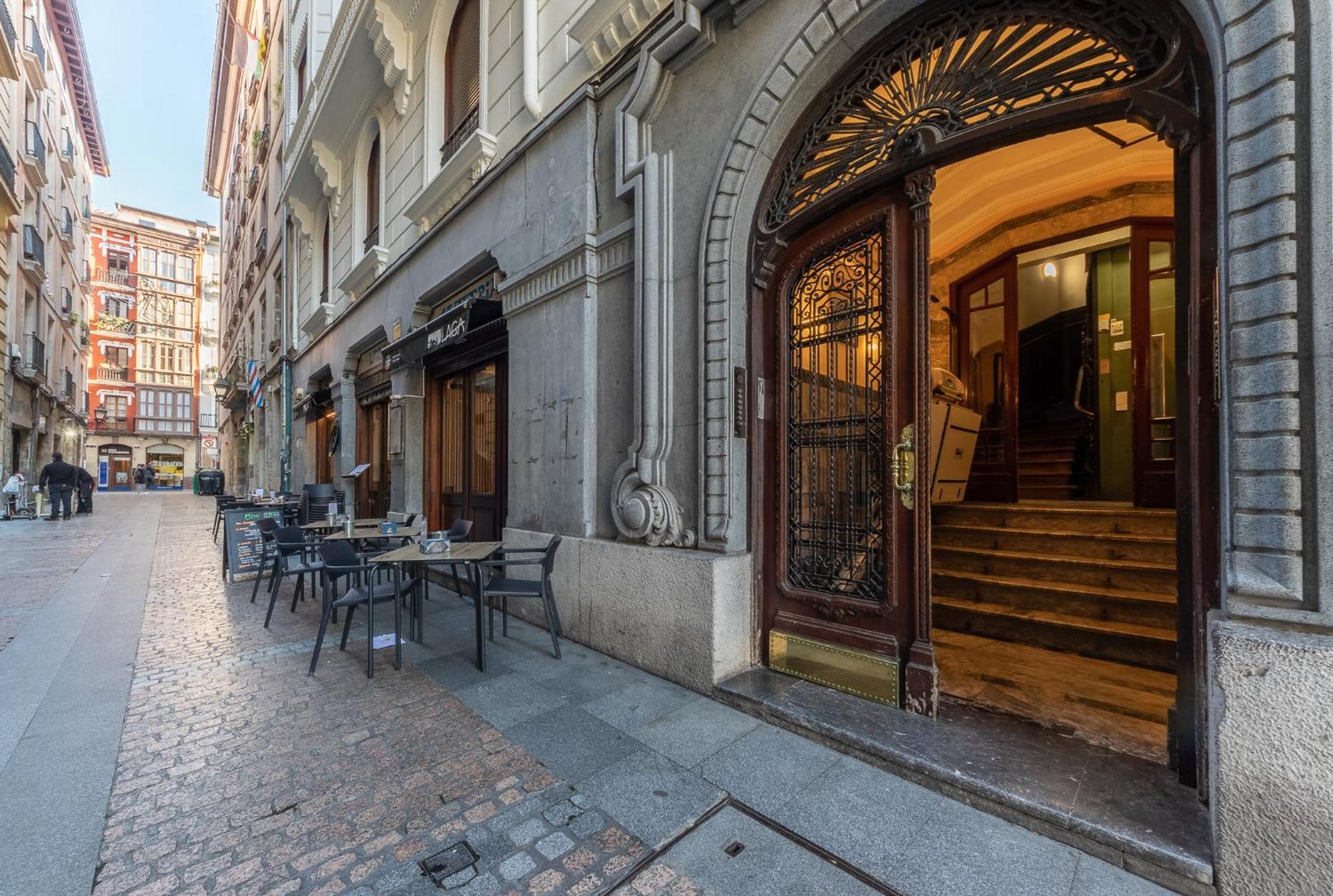 Apartamento En El Mismo Corazon Del Casco Viejo Bilbao Zewnętrze zdjęcie